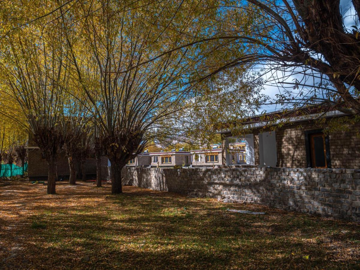 Le Mentok Wellness Resort Leh Kültér fotó